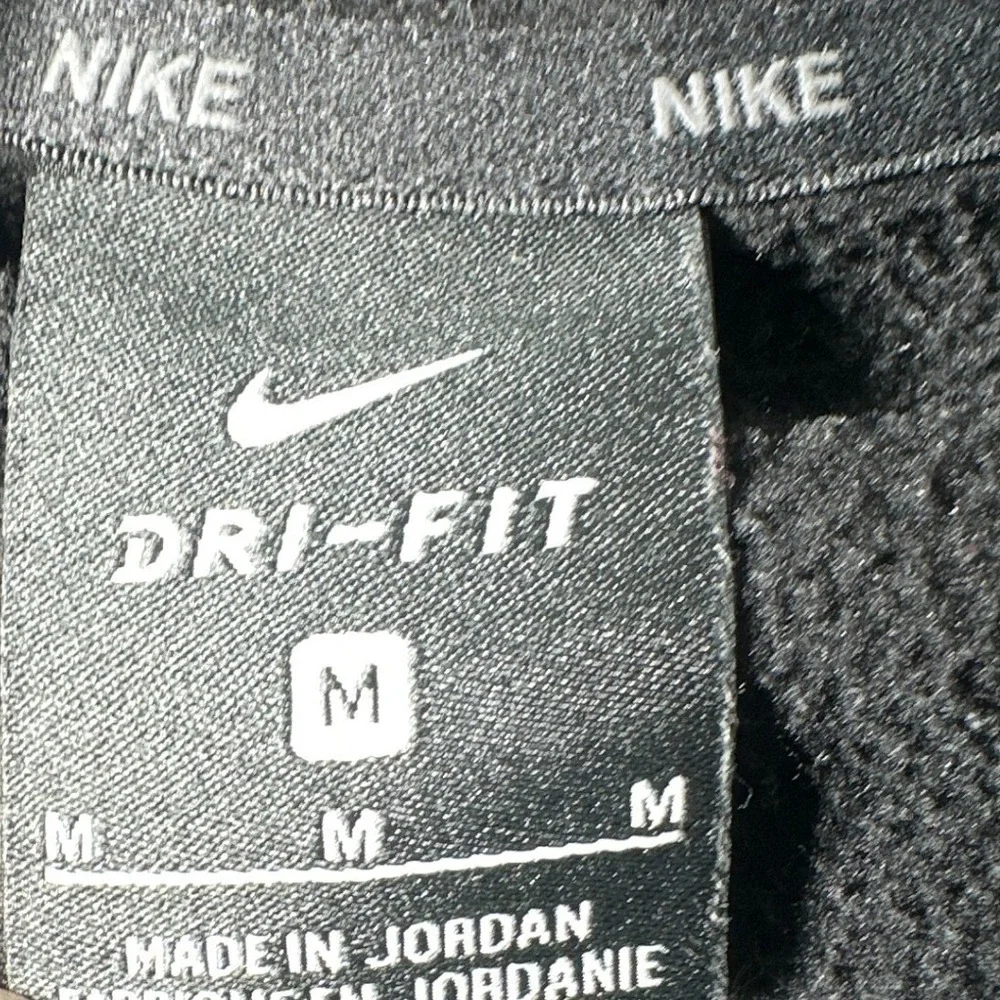 Nike Dri-FIT Womens Black Pullover Hoodie Sweatshirt 932022-010 Size M